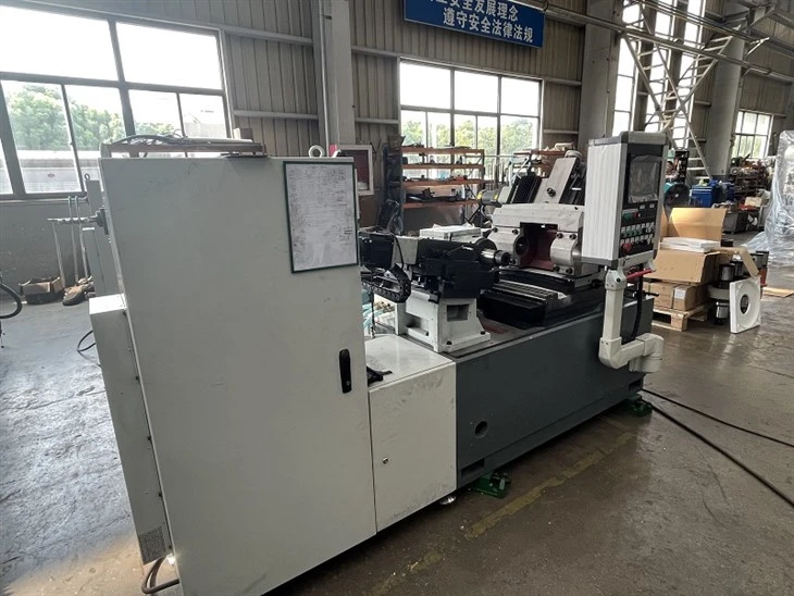 V-guide Centerless Grinder